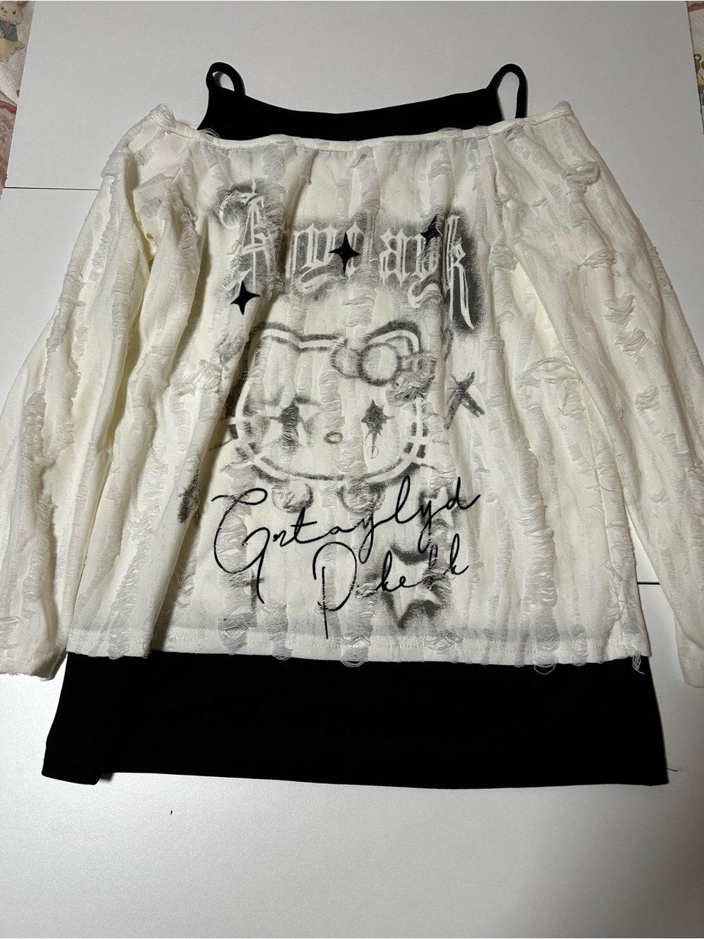 White Lace Long Sleeve Graphic-Print Top with Black Underlayer